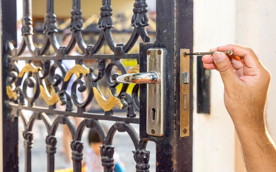 ouvrir une porte blindée claquée La Verrière